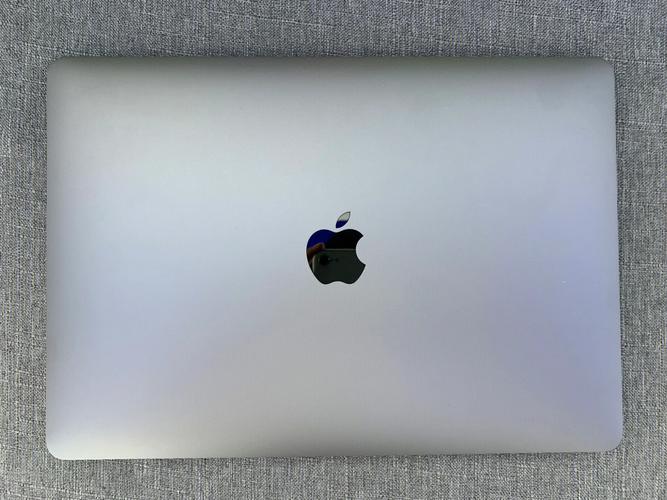 苹果MacBook Air 2020款M1芯片版13.3英寸轻薄本