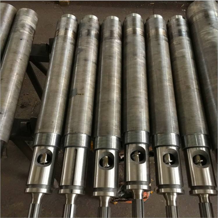 Double alloy wear-resistant and corrosion-resistant screw barrel for injection molding machine screw tube