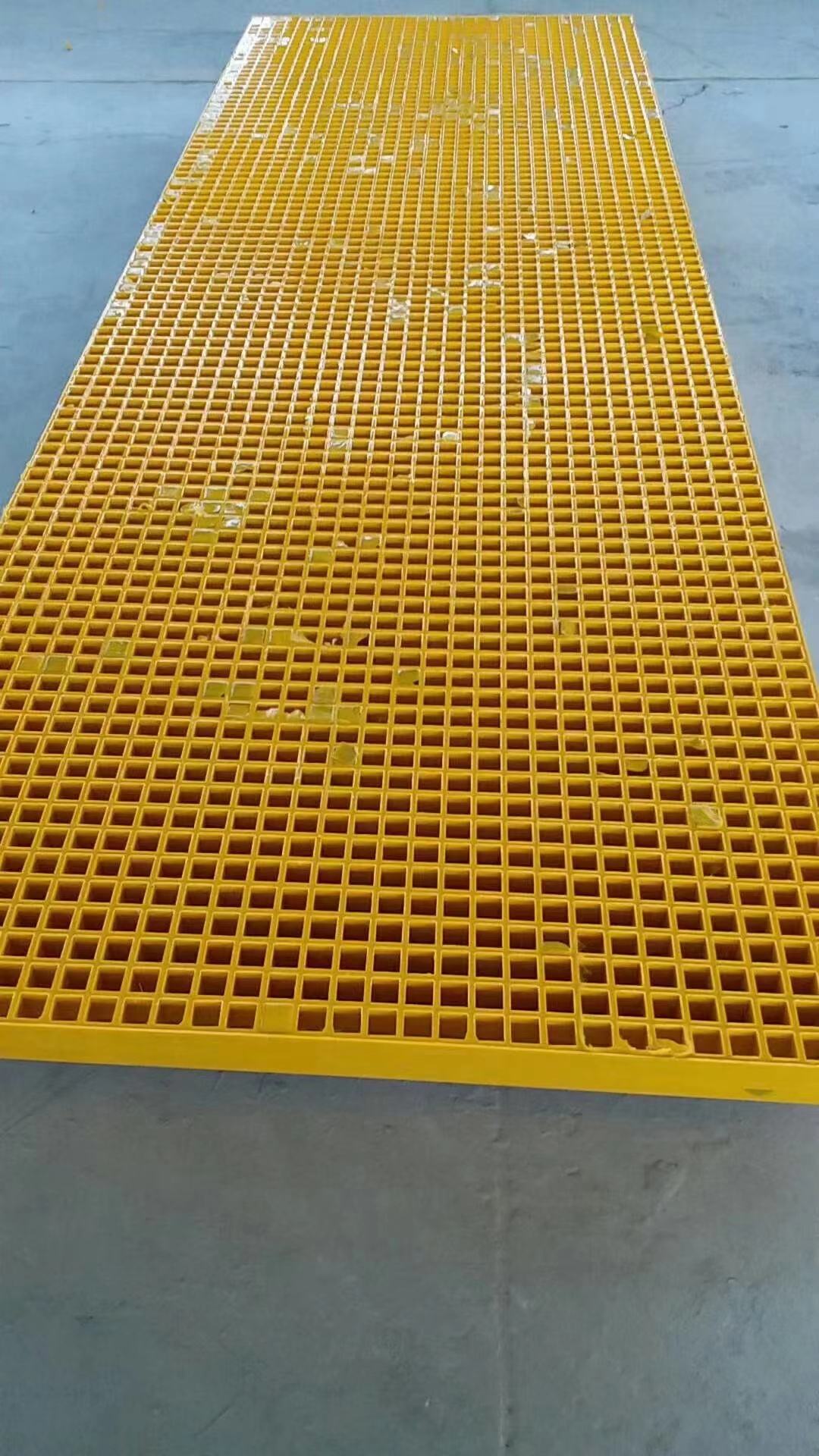 Fiberglass grating grid plate manufacturer provides support for customization