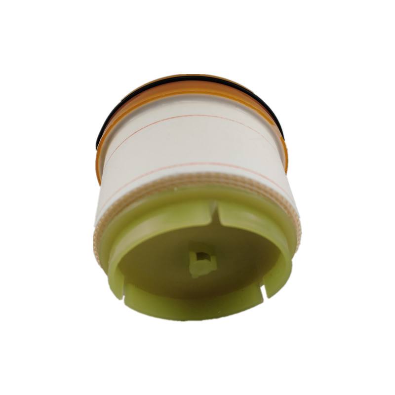 Made in China Engine Fuel Filter 23390-YZZA1 23390-0L010 23390-0L040 23300-26100 for Toyota