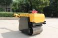 Hand-Pushed Road Roller Using Vertical Direct-Spray Air-Cooled Engine