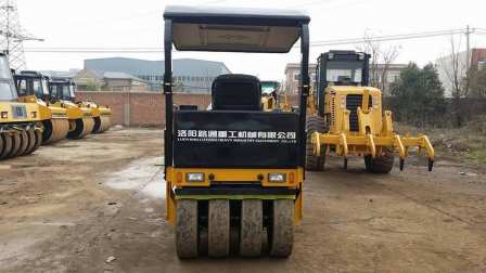 Cheap Price 3 Tons Single Drum with Rear Tyre Hydraulic Vibration Road Roller/Compactor