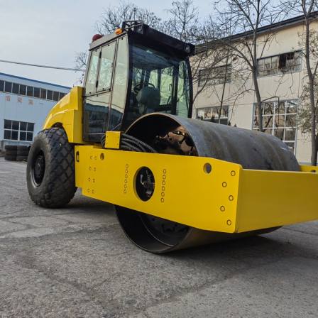 16tons Big Road Roller Hydraulic Drive Single Drum Construction Machinery