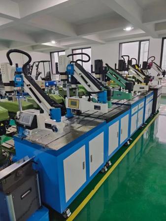 Universal servo electric tapping machine vertical button tapping machine