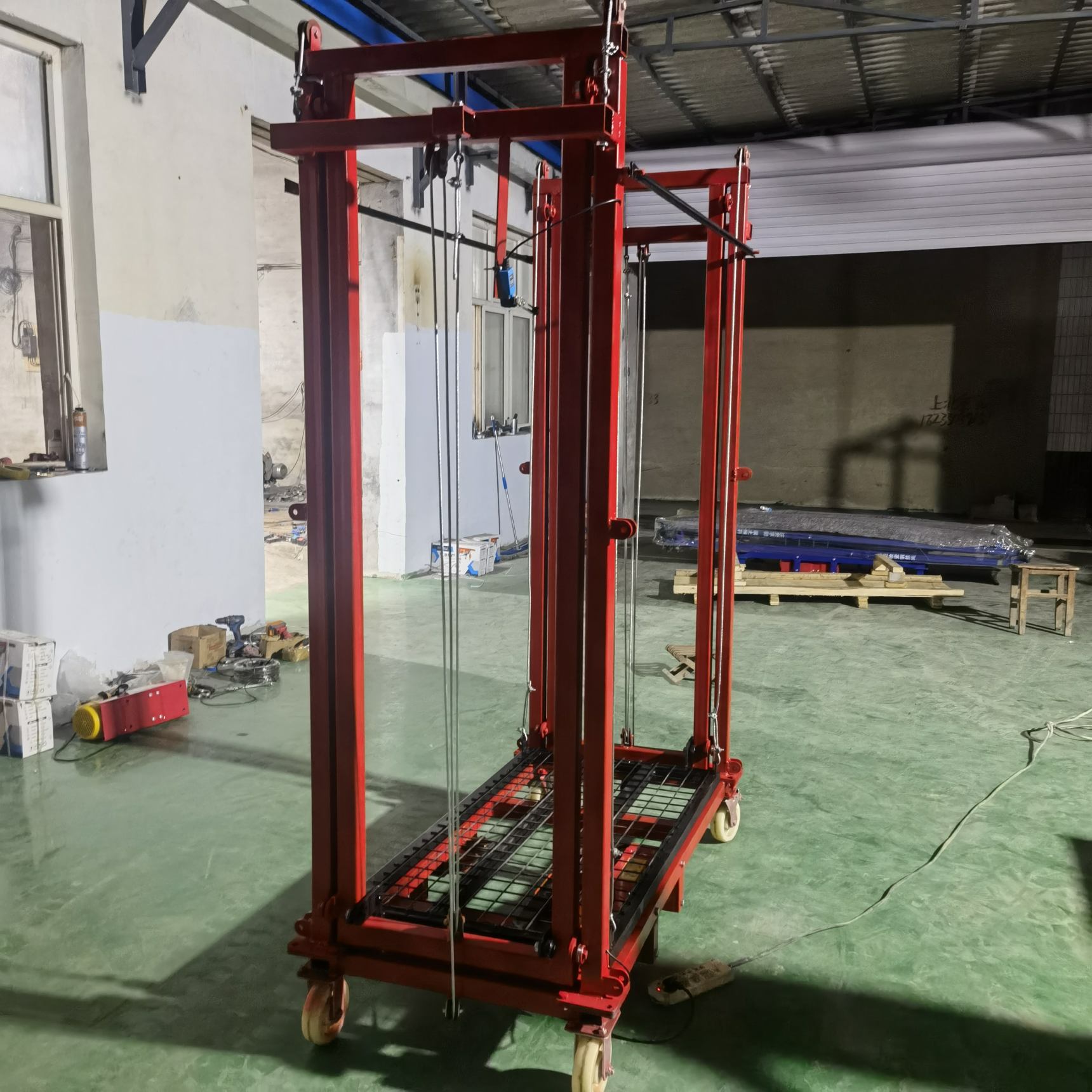 Electric scaffolding platform, lifter scaffolding electric, lift 2-6 meters can raise 6m electric scaffolding