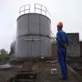 Water knife cutting large oil tank, ammonia water tank, benzene tank, safe explosion-proof, no open flame demolition