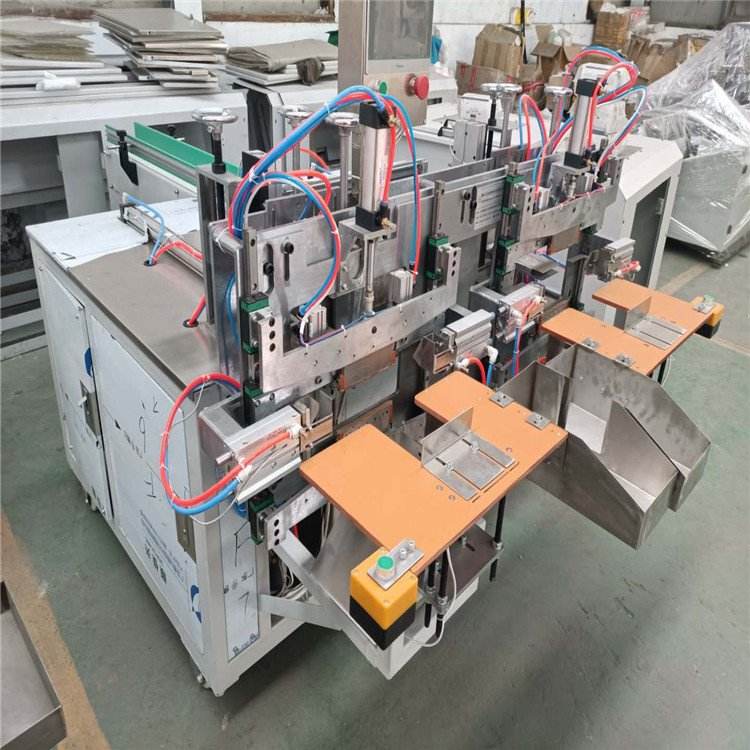 Cotton soft tissue packaging machinery Yutangming mechanical facial towel automatic bagging, sealing and cutting machine