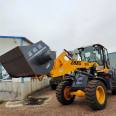 Concrete mixer forklift changed to mixing bucket Longgong 50 installation, reverse rotation, no material jamming