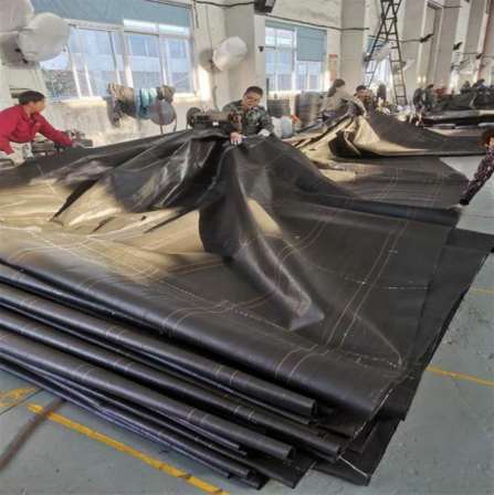 China Soil and Water Engineering Long Silk Machine Weaving Fabric PP Woven Fabric Composite Fabric Soft Slope Protection Roadbed Reinforcement High Corrosion Resistance Strength