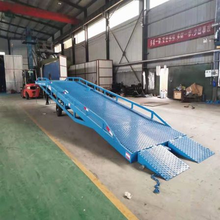 Docking bridge type unloading platform Mobile loading bridge Forklift loading and unloading bridge