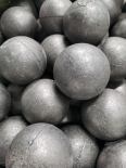 Low chromium steel ball milling steel ball forging chromium steel ball direct supply chromium alloy solid wear-resistant iron ball