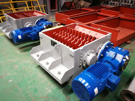 Glass crusher, a professional manufacturer of crushing machinery and equipment, can be customized according to needs