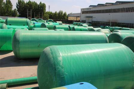 Small FRP septic tank sales, buried rural domestic sewage centralized treatment equipment manufacturer