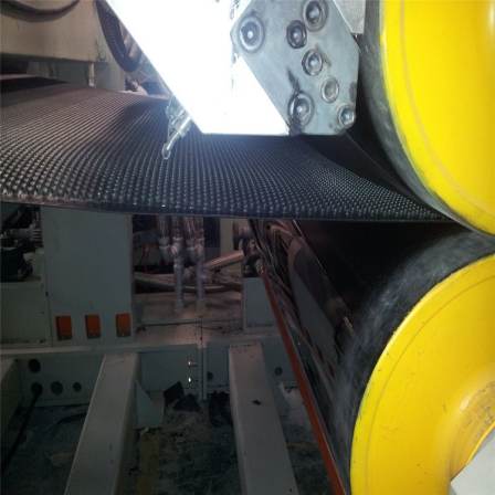 Dida PP-PX1550PP three-layer co extruded honeycomb panel equipment, car trunk roof panel machine