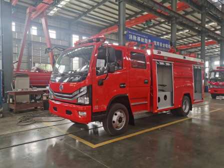 Most Dongfeng 5-way fire trucks are exempt from purchase tax by using water tanks to extinguish trains