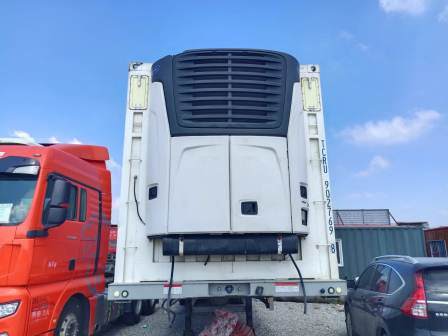 Used CIMC refrigerated box, 14m insulated box, Dafenghuang 7500 refrigerator, light body semi-trailer