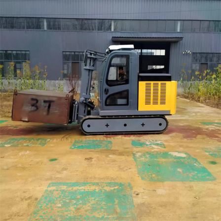 High horsepower tracked forklift manufacturer, high stability tracked handling and stacking equipment, Pengcheng tracked truck