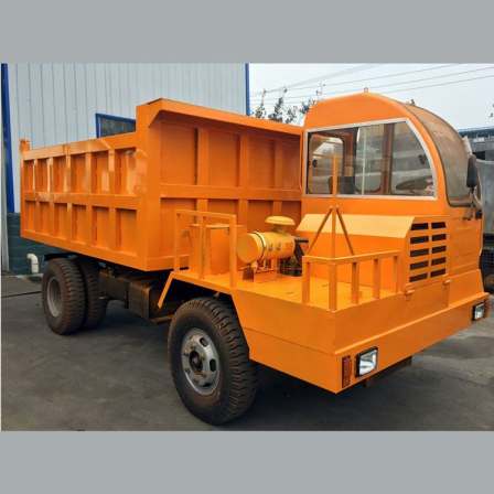 Sales of 5 tons of four different types of transport vehicles, small engineering mining dump trucks, rear drive agricultural transport vehicles