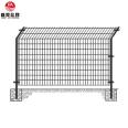 Feng'ao Bilateral Highway Fence Net Green Dipped Plastic Mesh Fence Corrosion-resistant Fence Net