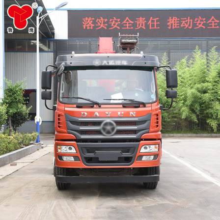 8-ton Luying truck mounted crane, Fukuda Dajingang ES7 truck mounted crane equipment installation and lifting integration