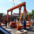 Portable lifting small gantry crane with flexible operation and high work efficiency