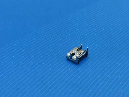 TYPE C 6P single row SMT on the motherboard L=6.8 with steel sheet foot length of 2.0