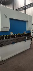 Aiya Supply WC67Y-250 Ton 3200 Hydraulic Dual Servo CNC Bending Machine Angle Programming Continuous Bending