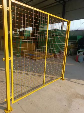 Equipment protection wire mesh, storage workshop isolation net, mobile frame fence net