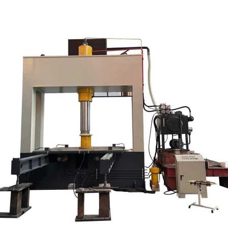 Weili Heavy Industry 315 ton reaction kettle head punching forming hydraulic press, special gantry hydraulic press