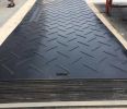 Double sided smooth polypropylene board extruded paving polypropylene cushion board with single-sided anti slip texture, manufacturer of Baizhi