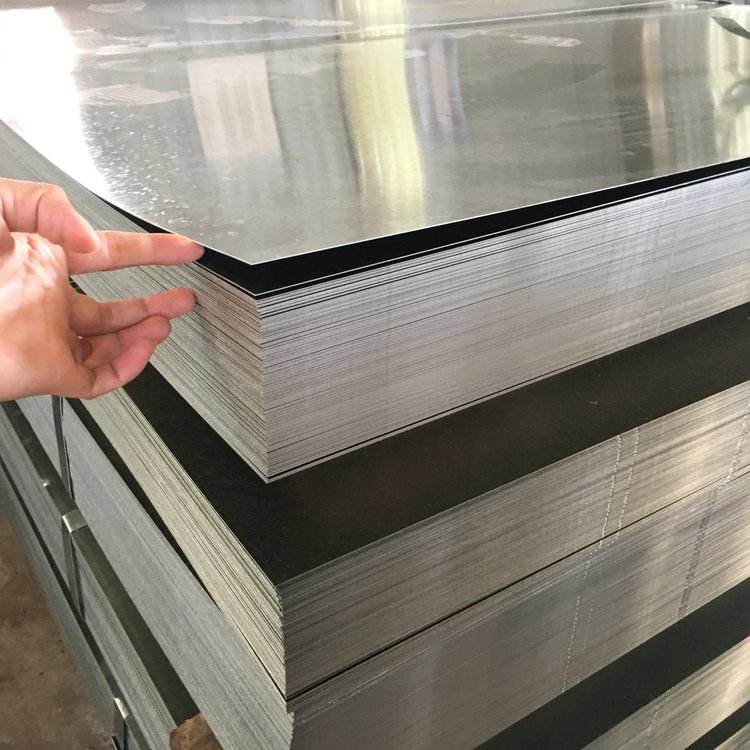 Galvanized steel sheet for automobiles, hot-rolled coil sheet for curtain walls, SGCC white iron sheet, can be processed to a certain length