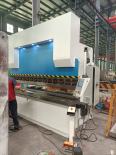 Aiya Supply WC67Y-250 Ton 3200 Hydraulic Dual Servo CNC Bending Machine Angle Programming Continuous Bending