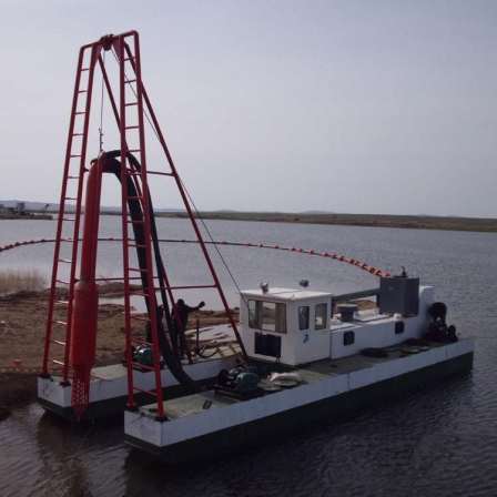 Sand pumping and sand extraction equipment, river dredging ships, reservoir suction ships, used for better sand layers, high efficiency, and high production in river sections