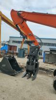 Yite Excavator Grasping Wood Craft to Create High Quality Port Wood Factory Grasping and Loading Efficiency