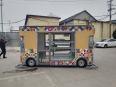 Large stall food trucks are suitable for multiple industries. Snack trucks are shipped with beautiful appearance and flexible operation