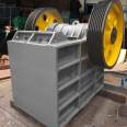 The cement clinker crusher is easy to operate and widely used in the construction and chemical industry