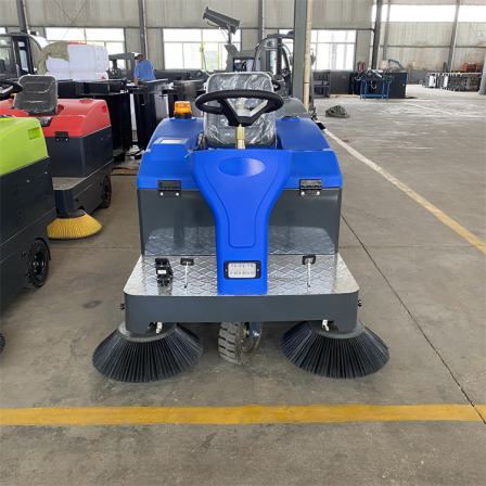 Electric driven sweeping machine Small industrial road washing and sweeping integrated machine with low labor intensity