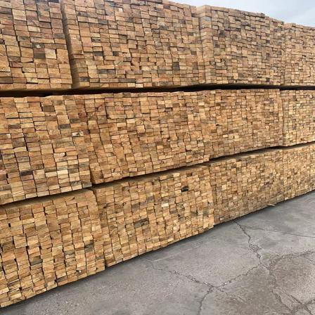 Jiujia Wood Industry's construction formwork, wooden square bridge sleepers, construction site springboard, hemlock, Citigroup, white pine, etc. can be processed to a certain length