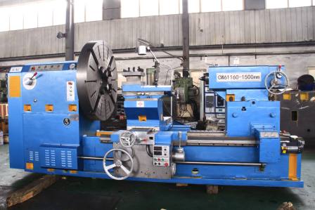 Ordinary large horizontal lathe for powerful cutting, economical and practical production, manufacturing, and mechanical processing of classic machine tools