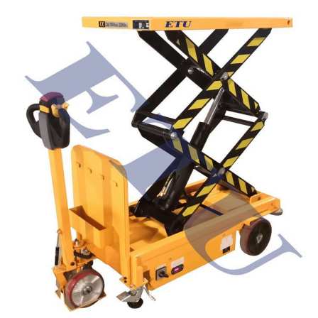 Electric hydraulic scissor type lifting platform supply fully electric self-propelled mobile work vehicle