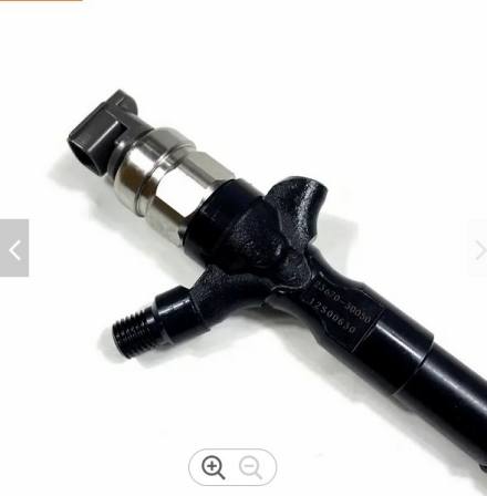 Toyota Hiace Hilux 2KD common rail injector 23670-30050 095000-5881