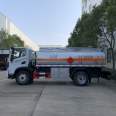 8 square oil tank truck current Dongfeng oil tank truck Huashen single bridge oil tank truck Chufei brand 7-ton tank truck