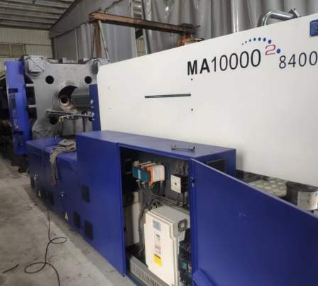 Used injection molding machine Haitian second-generation 1000 tons servo motor injection volume 4847 grams screw 110