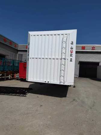 Hook machine pallet transport vehicle pulls sand, stone, coal, asphalt, and operates efficiently with high quantity customization