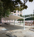 The Yanyu membrane structure parking shed has good impact resistance and is suitable for the entrance of residential areas. The parking lot equipment is beautiful and convenient to use