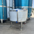 304 stainless steel mobile tank, mobile liquid storage tank, 500 kg temporary storage tank, mobile wheel, ingredient turnover tank