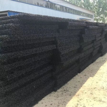 Geomat with 3cm thick disordered wire seepage drainage sheet material, composite inverted filter layer for mine drainage