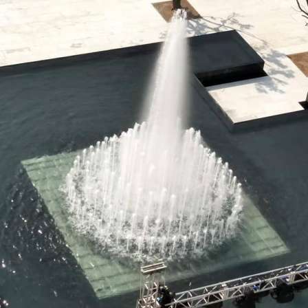 Construction and Installation of Large Fountain Landscape Equipment for the Rock Fountain on the Lake Surface of the Music Fountain in the Scenic Area