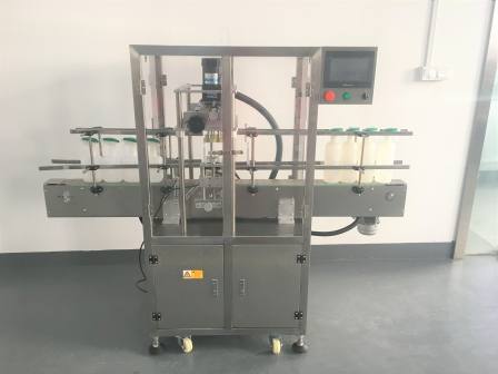 Fully automatic capping machine for sauce bottles Vacuum capping equipment Plastic bottle capping machine