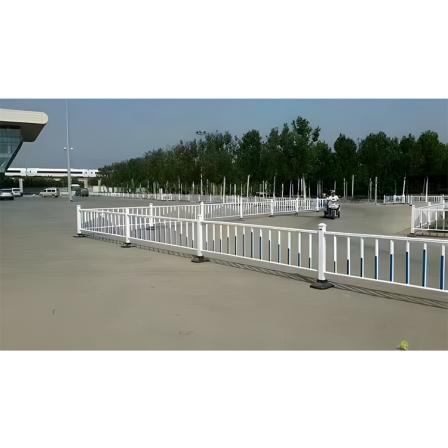 Municipal Highway Isolation Fence Qujing Zinc Steel Guardrail Beautiful and Practical Road Sidewalk Diversion Isolation